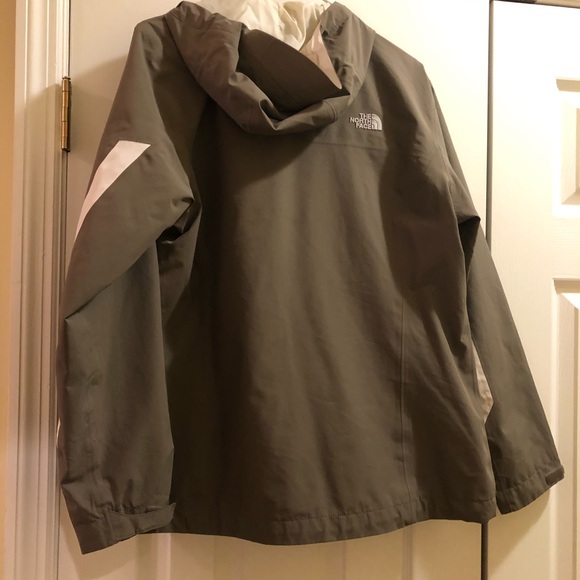 North Face Rain Coat - Picture 2 of 2